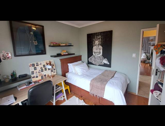 2 BEDROOM APARTMENT FOR SALE IN ALBERTSDAL
